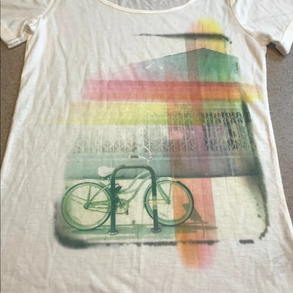Arizona Jeans Co. Ladies Graphic Bicycle Tee Shirt - Picture 2 of 5